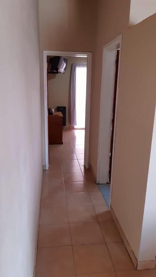 צ'יבילקוי Hotel Mitre מראה חיצוני תמונה